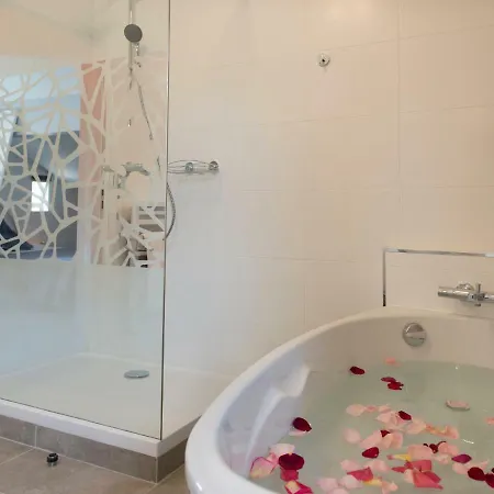 Occitanie Aquitaine Gite 5 Pers -Spa Prive-Clim- Draps, Velos Inclus - Equipe Pour Bebe Prázdninový dům